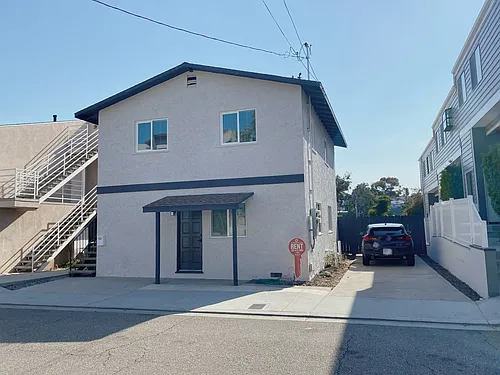 1154 Cypress Ave #1/2 Photo 1