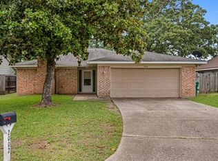 2002 Derby Dr, Conroe, TX 77303