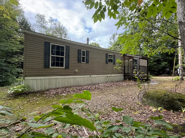 1081 Federal Road, Livermore, ME 04253