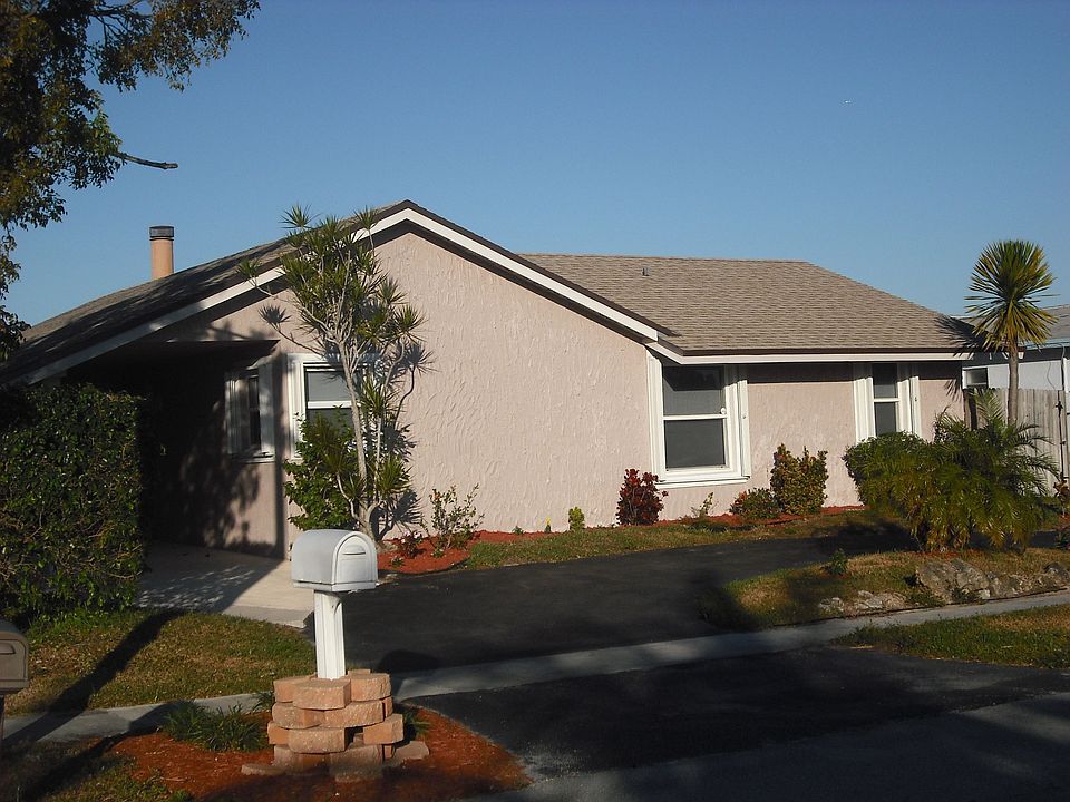 2nd image of 331 SW 83rd Ave