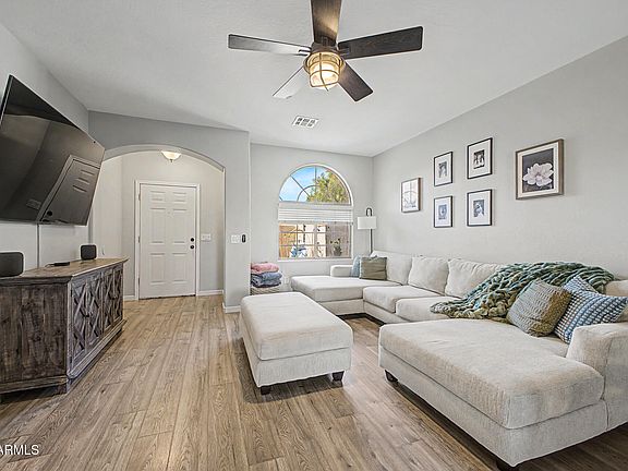 3rd image of 8415 E PERALTA Avenue