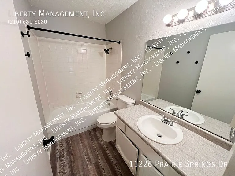 11226 Prairie Springs Dr — Photo 17