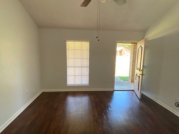 5th image of 106 Thelma Ct #B