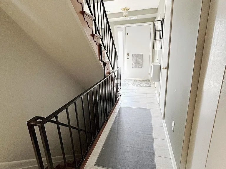 5107 Cliffhaven Dr — Photo 16