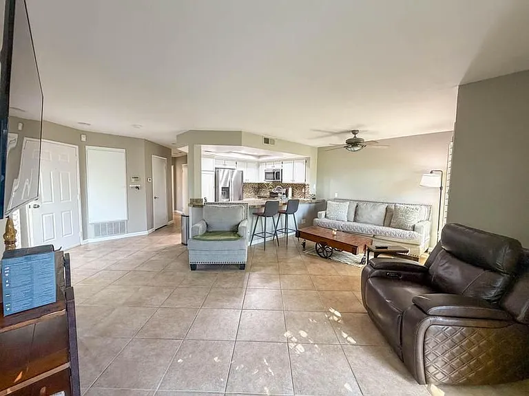 78301 Terra Cotta Ct — Photo 12