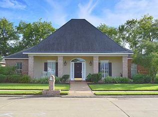 5145 Hunters Grove Ln, Alexandria, LA 71303