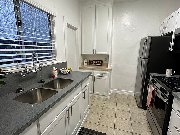 2nd image of 4114 Elm Ave #4118-04