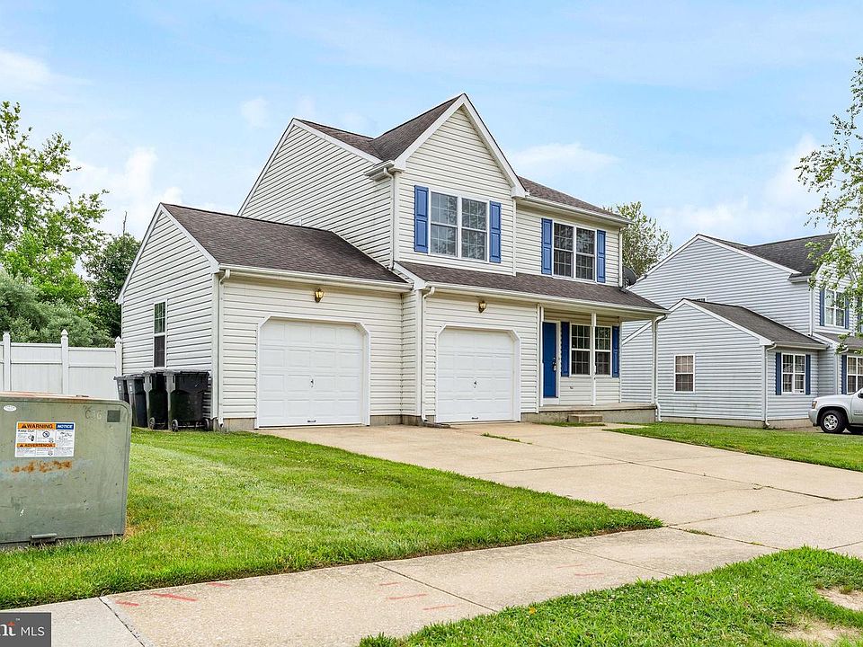 1st image of 94 Chestnut Dr