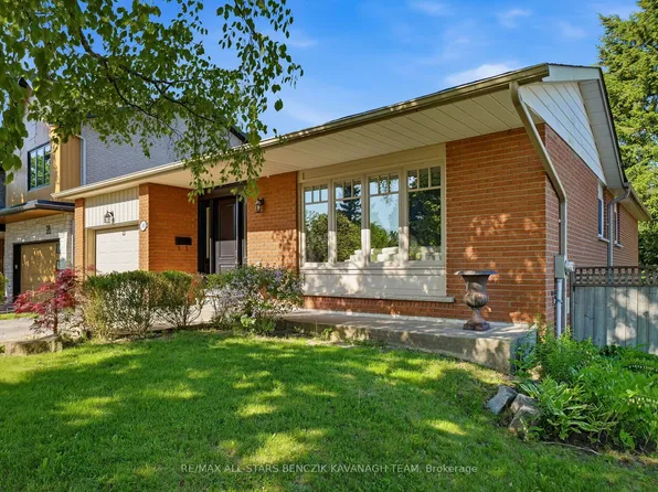 30 Sir Caradoc Pl, Markham, ON L3P 2X6