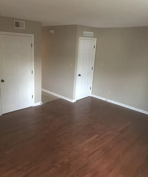 352 High St #1 — Photo 1