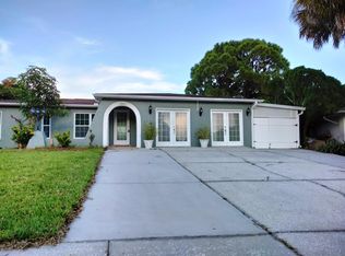 6947 Bottle Brush Dr, Pt Richey, FL 34668