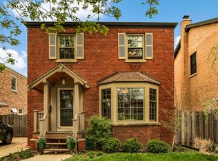 2314 W Berteau Ave, Chicago, IL 60618