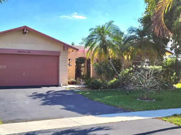 9360 NW 42nd Ct, Sunrise, FL 33351