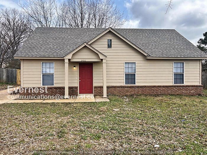 1st image of 3460 Castle Dr