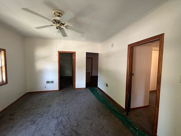 2nd image of 707 Cunningham St #B2