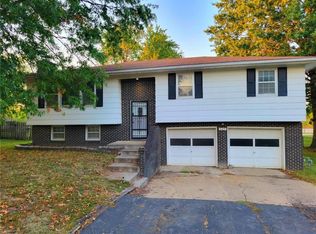 829 E Gay St, Warrensburg, MO 64093
