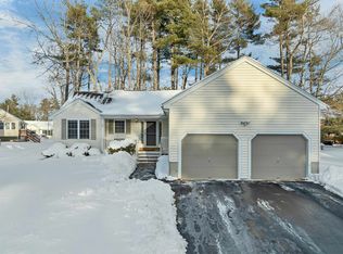 65 Glasgow Circle, Hudson, NH 03051