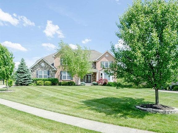 2nd image of 6960 Cross Creek Ln