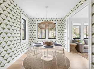 8 Burns Rd, Shelter Island, NY 11964