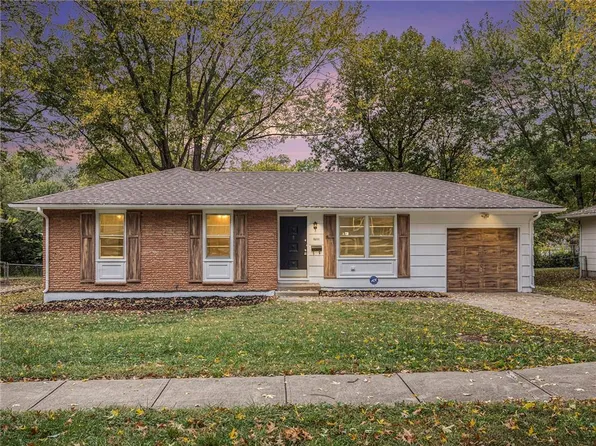 9400 Palmer Ave, Kansas City, MO 64138