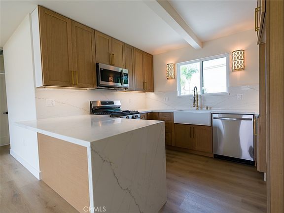 4th image of 3619 W 144th St