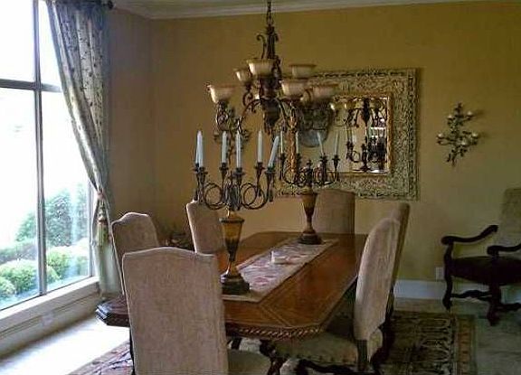 Formal Dining