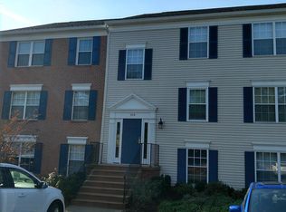 104 Fort Evans Rd SE APT D, Leesburg, VA 20175