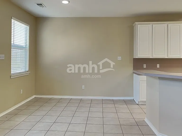 16650 Beckland Ln — Photo 4