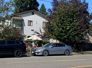 5237 Fauntleroy Way SW APT 203, Seattle, WA 98136