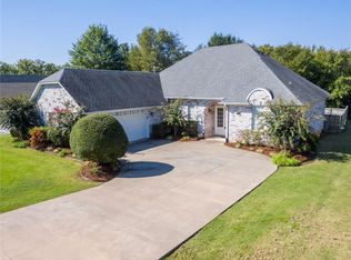 2708 Carrington Pointe Rd, Fort Smith, AR 72903