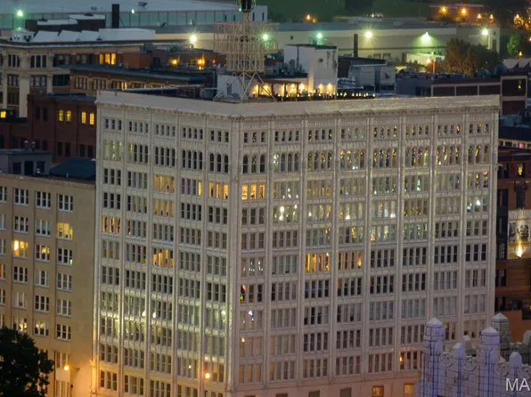 1501 Locust St APT 608, Saint Louis, MO 63103