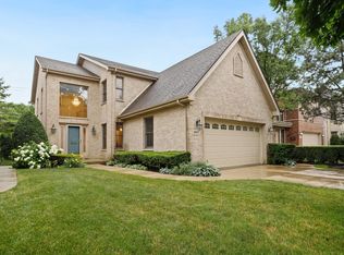 6947 N Kedvale Ave, Lincolnwood, IL 60712