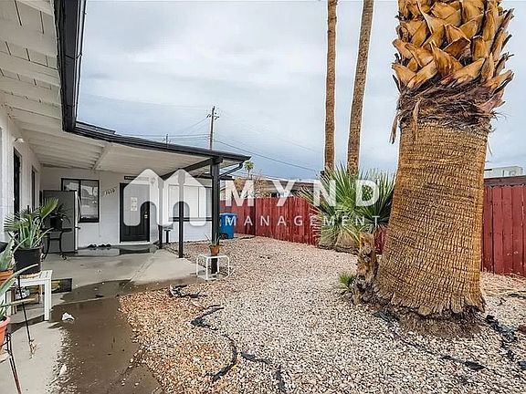 3rd image of 1610 Rexford Pl #1610