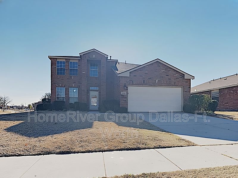 1st image of 2220 Sumac Dr