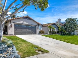 7992 Grado El Tupelo, Carlsbad, CA 92009