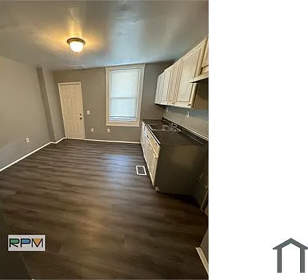2127 Eagle St — Photo 7