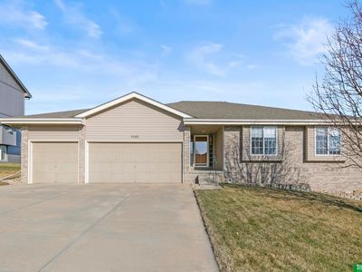 19512 Cleveland St, Elkhorn, NE, 68022