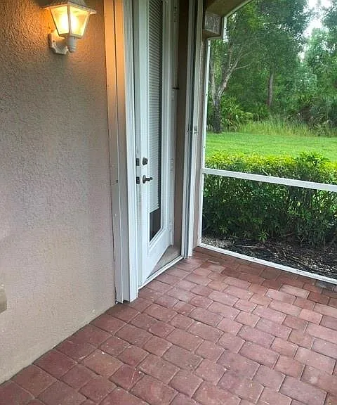9528 Brookville Ct — Photo 18