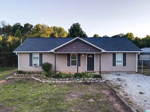 564 Country Breeze Cir, Wedowee, AL 36278