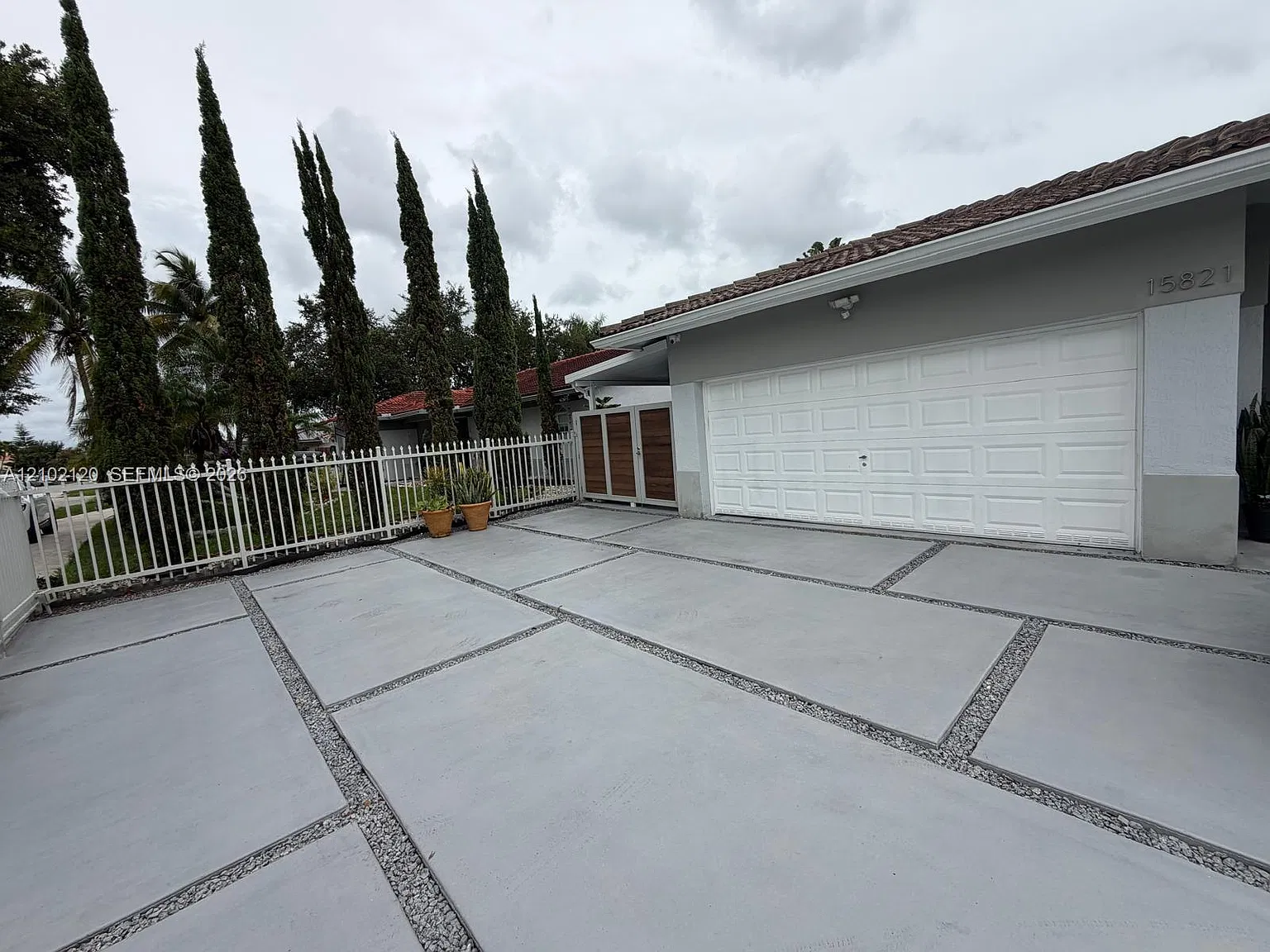 Poinciana South Sec 1 — Photo 2
