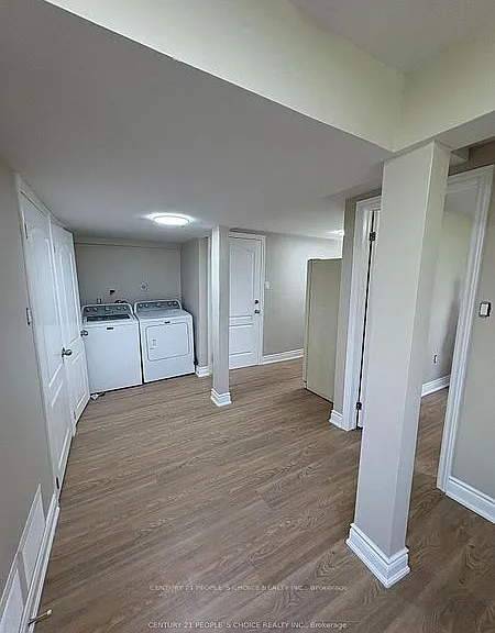 3404 Monica Dr N — Photo 9