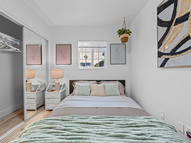 606 S Sunshine Ave — Photo 45