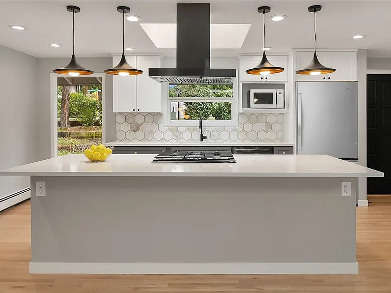 3039 Hunts Point Cir — Photo 5