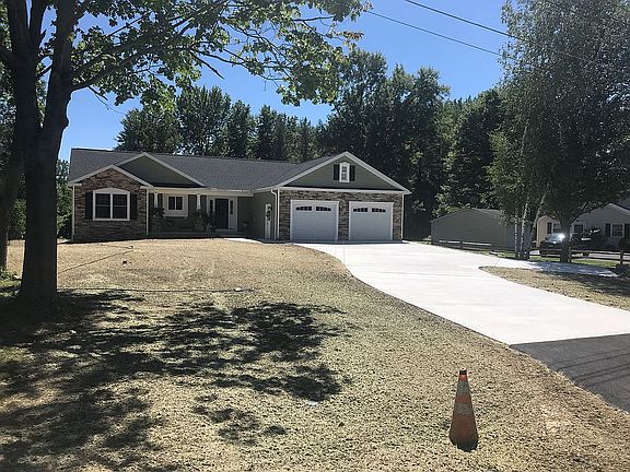 4th image of 6039 Thornwood Dr