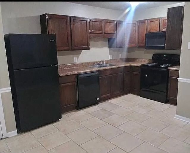 1st image of 4302 Chalet Cir NW