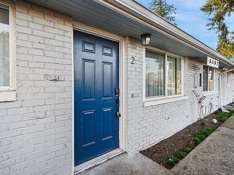 Berkeley Ave SW — Photo 12