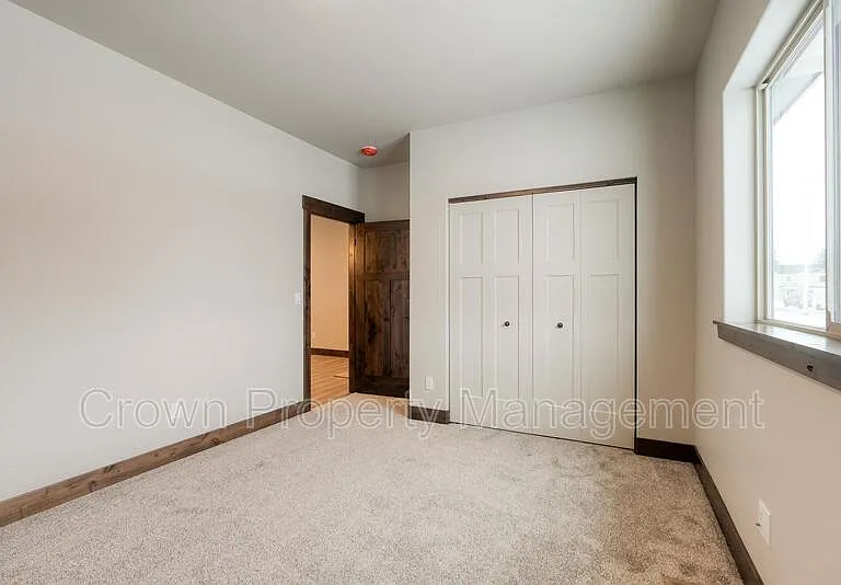 4032 Snowberry Ave — Photo 26