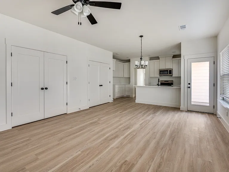 1224 Elva Warren St — Photo 11