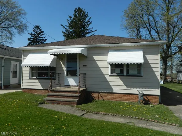 6410 Ridgewood Ave, Parma, OH 44129