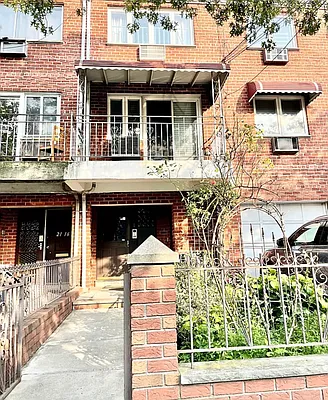 Rented by Douglas Elliman | media 4
